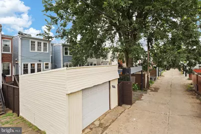 1813 Bay Street SE, Washington, DC 20003 - Photo 2