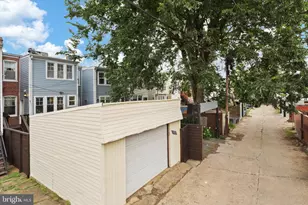 1813 Bay St SE, Washington, DC 20003 - Photo 2
