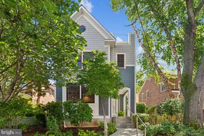 5321 43rd Street NW, Washington, DC 20015 - Photo 2