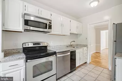 3231 Sutton Place NW #A, Washington, DC 20016 - Photo 6