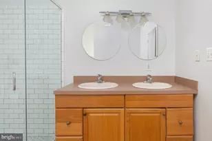 13 S St NW, Washington, DC 20001 - Photo 36
