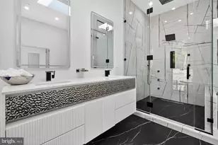 4509 Foxhall Cres NW, Washington, DC 20007 - Photo 34