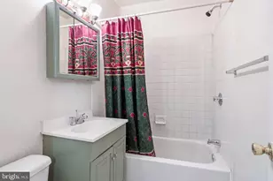 1724 Capitol NE, Washington, DC 20002 - Photo 20