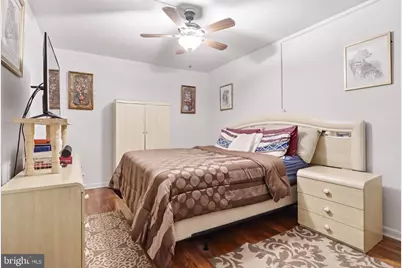1724 Capitol NE, Washington, DC 20002 - Photo 16