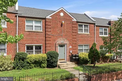 1724 Capitol NE, Washington, DC 20002 - Photo 2