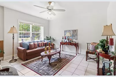 1724 Capitol NE, Washington, DC 20002 - Photo 6