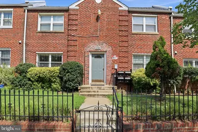 1724 Capitol NE, Washington, DC 20002 - Photo 1