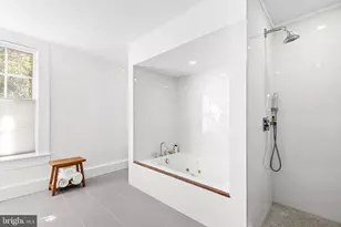 1405 31st St NW, Washington, DC 20007 - Photo 26