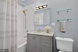1337 Maryland Ave NE, Washington, DC 20002 - Photo 30
