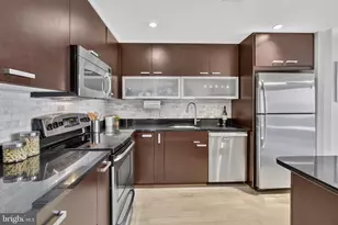 1010 Massachusetts Ave NW, Washington, DC 20001 - Photo 8
