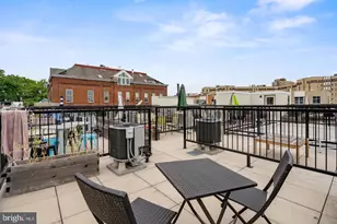 2422 17th St NW, Washington, DC 20009 - Photo 10
