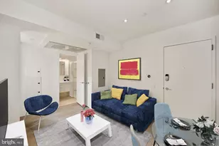 2422 17th St NW, Washington, DC 20009 - Photo 2