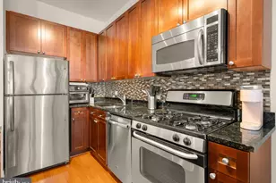 2120 Vermont Ave NW, Washington, DC 20001 - Photo 8