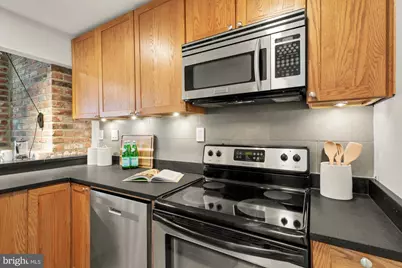 311 4th Street SE #6, Washington, DC 20003 - Photo 18