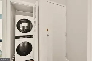 311 4th St SE, Washington, DC 20003 - Photo 20