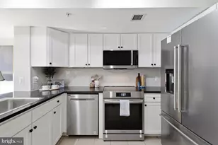 616 E St NW, Washington, DC 20004 - Photo 6