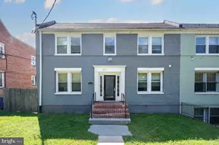 257 Newcomb St SE, Washington, DC 20032 - Photo 2