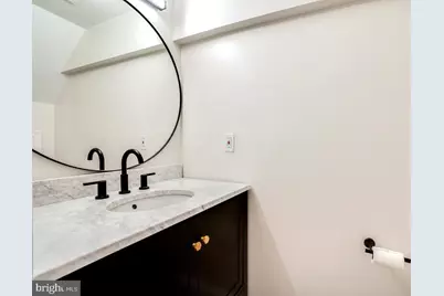 1715 15th NW #15, Washington, DC 20009 - Photo 8