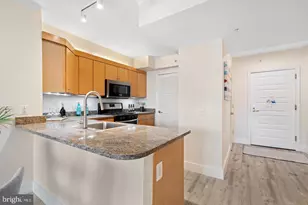 631 D Street NW, Washington, DC 20004 - Photo 4