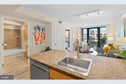 631 D Street NW #1136, Washington, DC 20004 - Photo 16