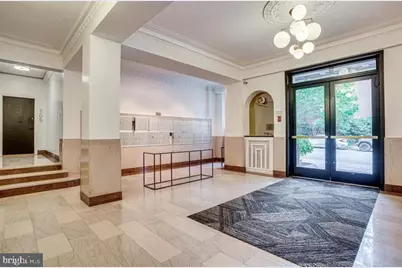 1010 25th Street NW #301, Washington, DC 20037 - Photo 6