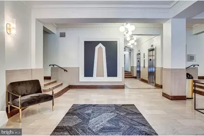 1010 25th Street NW #301, Washington, DC 20037 - Photo 4