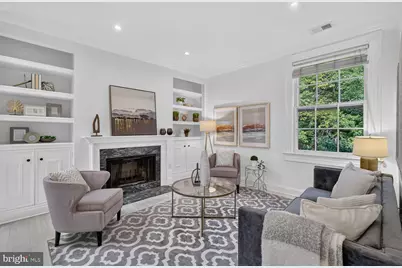 1632 30th Street NW #9, Washington, DC 20007 - Photo 1