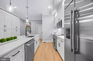1329 Irving St NW, Washington, DC 20010 - Photo 10