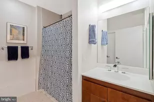 1000 New Jersey Ave SE, Washington, DC 20003 - Photo 16