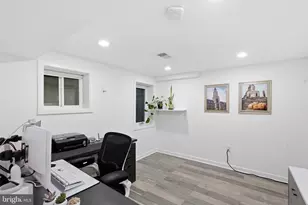 445 Kenyon St NW, Washington, DC 20010 - Photo 32