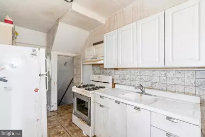 325 Bryant Street NE, Washington, DC 20002 - Photo 8