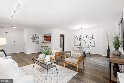 3001 Veazey Terrace NW #104, Washington, DC 20008 - Photo 2