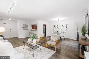 3001 Veazey Terrace NW, Washington, DC 20008 - Photo 2