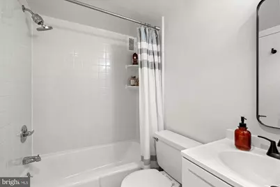 3001 Veazey Terrace NW #104, Washington, DC 20008 - Photo 16