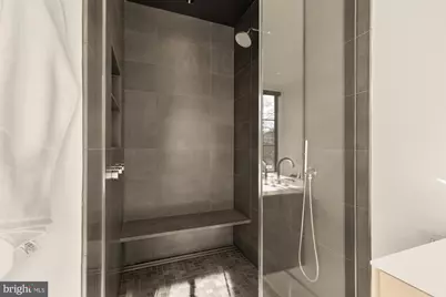 639 E Street SE, Washington, DC 20003 - Photo 24