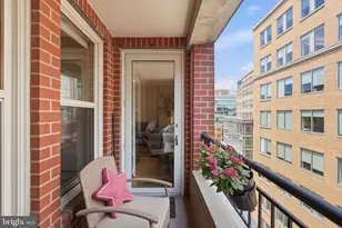 915 E E Street NW, Washington, DC 20004 - Photo 14