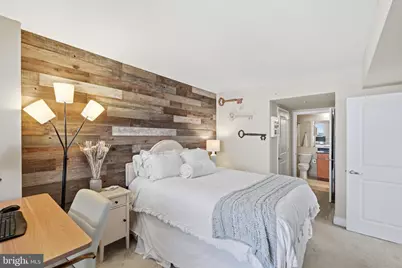 915 E E Street NW #1101, Washington, DC 20004 - Photo 10