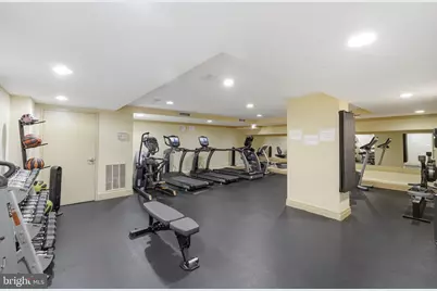 915 E E Street NW #1101, Washington, DC 20004 - Photo 18