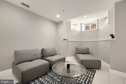 1135 6th Street NW #1, Washington, DC 20001 - Photo 4
