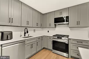 3001 Veazey Terrace NW, Washington, DC 20008 - Photo 10