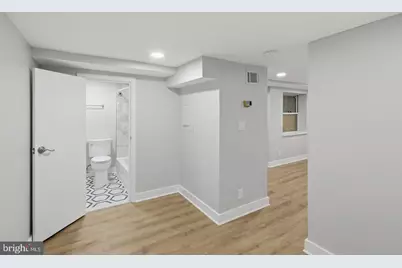[Address not provided], Washington, DC 20009 - Photo 12