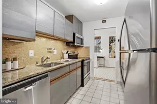 2737 Devonshire Pl NW, Washington, DC 20008 - Photo 10