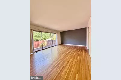 719 6th Street SW, Washington, DC 20024 - Photo 10