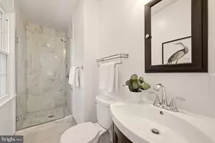 1346 Somerset Pl NW, Washington, DC 20011 - Photo 16