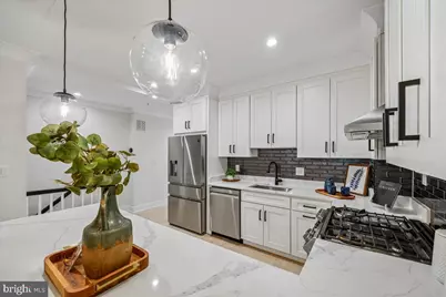 637 Irving Street NW #1, Washington, DC 20010 - Photo 12