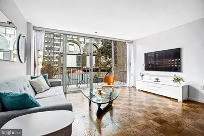360 N Street SW, Washington, DC 20024 - Photo 2