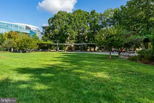 525 Water Street SW, Washington, DC 20024 - Photo 38