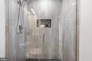 1650 Columbia Rd NW, Washington, DC 20009 - Photo 20