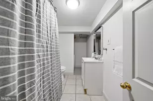 8 Adams St NW, Washington, DC 20001 - Photo 28