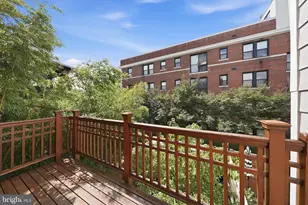 2204 Flagler Pl NW, Washington, DC 20001 - Photo 24